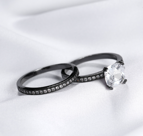 Luxury quality black gun plated zircon ring set of 2