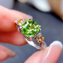 Luxury quality platinum plated zircon ring adjustable