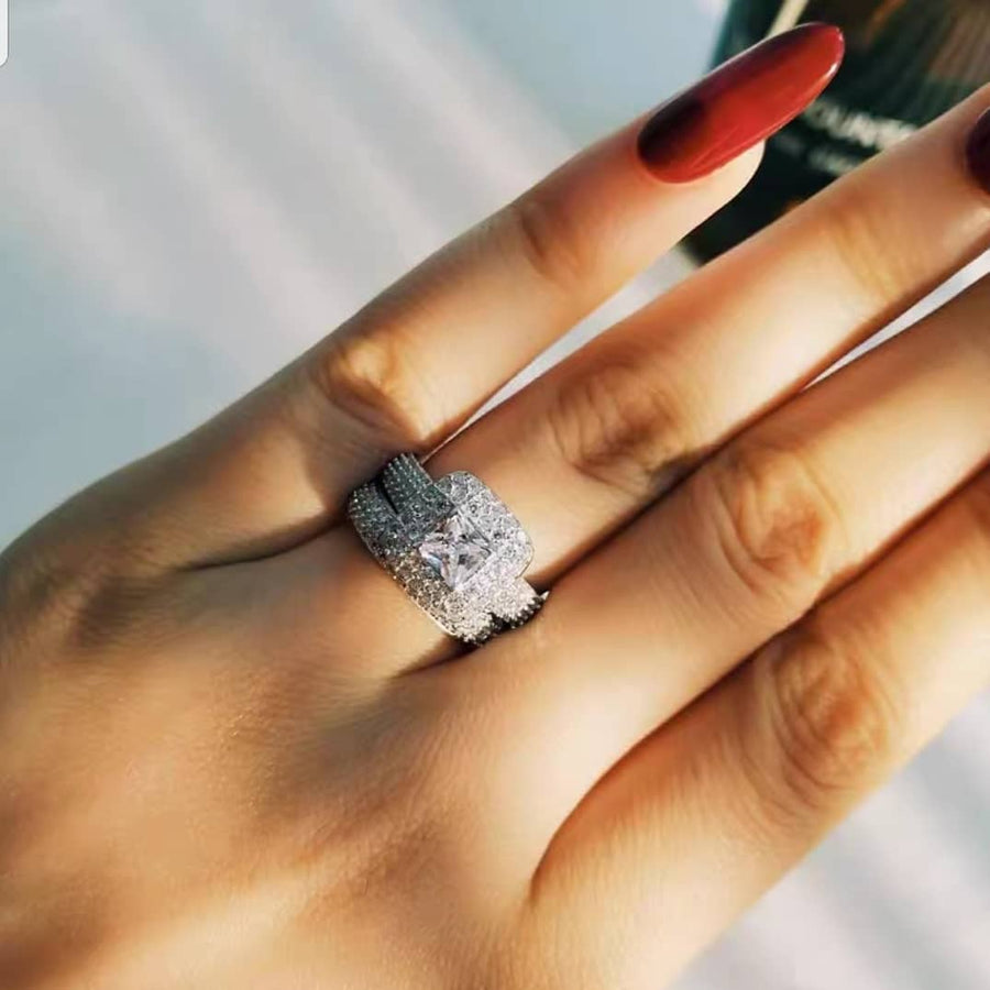 Buy Luxurious Platinum Finger Ring Online | ORRA