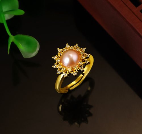Gold look luxury ring adjustable AAA quality with box packing