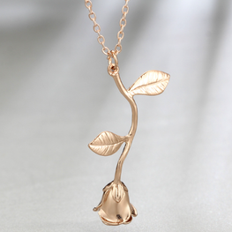 chic wear necklace