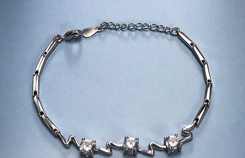HIGH QUALITY PLATINUM PLATED ZIRCON BRACELET