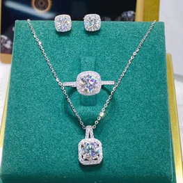 The square diamond theme exclusive and luxury set