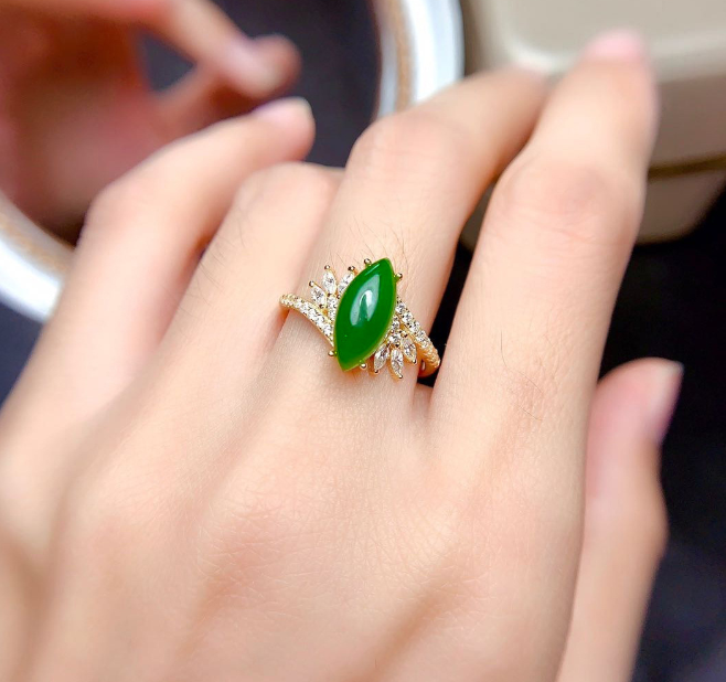 The emerald gold look luxury zircon ring adjustable