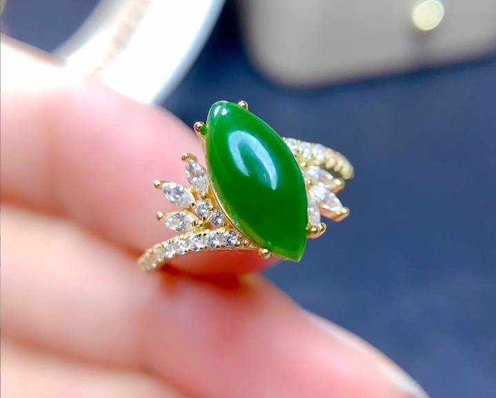 The emerald gold look luxury zircon ring adjustable