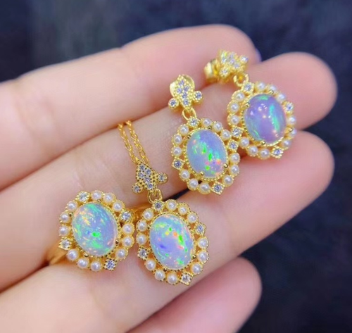 MOON GLOW LUXURY SET WITH EXCLUSIVE BOX PACKING