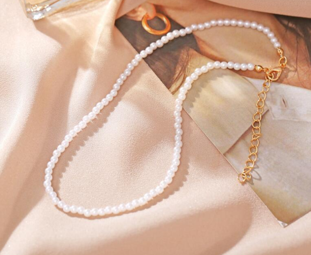 Exclusive chic wear necklace
