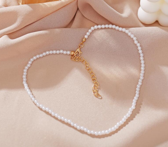 Exclusive chic wear necklace