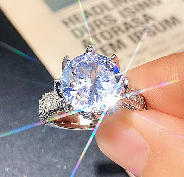 The diamond look luxury ring exclusive quality comes box packed