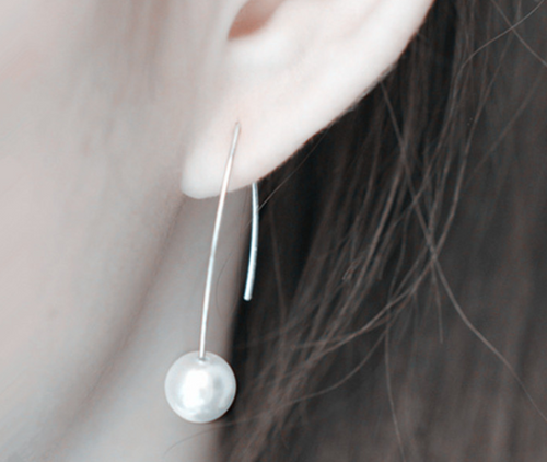 SILVER COLOR EARRING