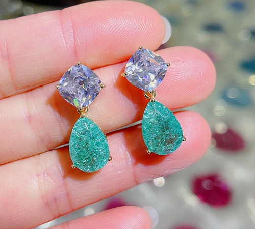 GOLD PLATED LUXURY WEAR ZIRCON EARRINGS WITH SPECIAL BOX