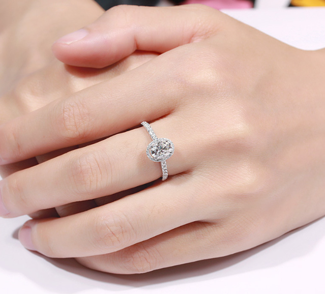 LUXURY RHODIUM PLATED ADJUSTABLE RING GIFT FOR HER