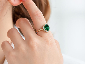 HIGH QUALITY GOLD PLATED ADJUSTABLE RING WITH LUXURY BOX PACKING