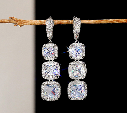 LUXURY WEAR RHODIUM PLATED ZIRCON EARRINGS