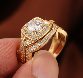 GOLD PLATED LUXURY RING SET OF 2.
