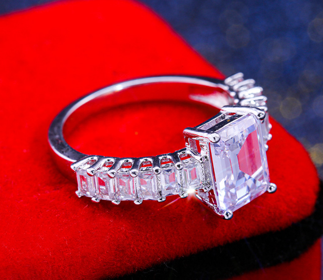 Diamond cut luxury adjustable ring with box packing