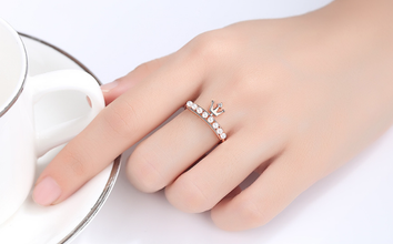 The crown luxury Original 925 sterling silver (chaandi) ring!