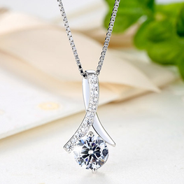 Allure luxury gift pendant with box