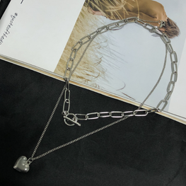 Exclusive chic wear necklace