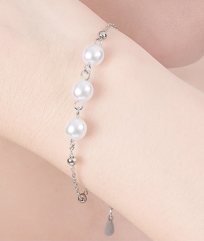 HIGH QUALITY LUXURY WEAR PLATINUM PLATED ZIRCON BRACELET