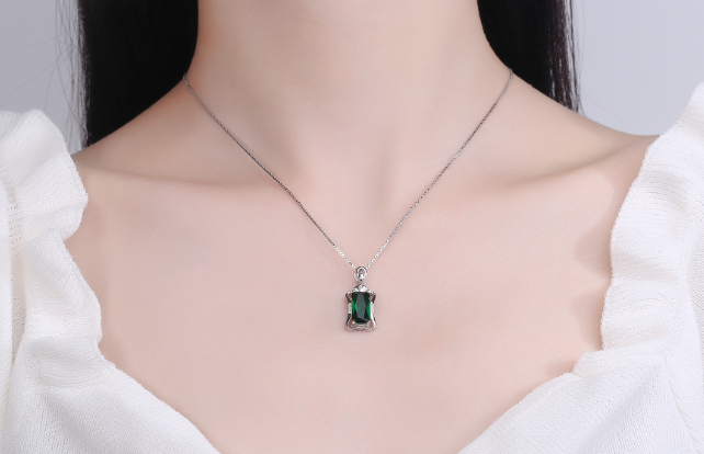 Original 925 sterling silver (chaandi) pendant with chain