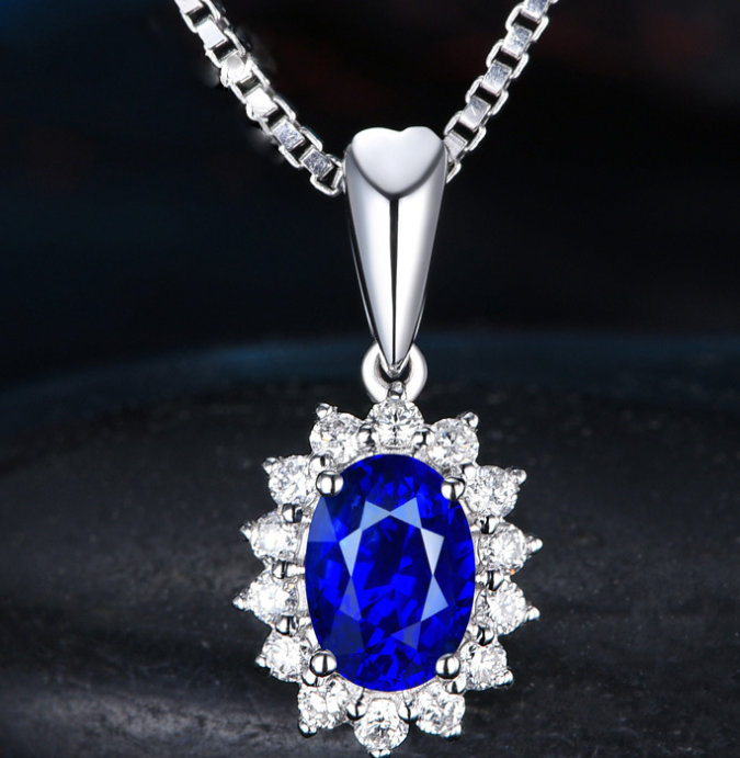 ROYAL DIANA PENDANT CHAIN EXCLUSIVE QUALITY AND PACKAGING