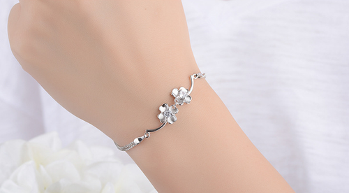 HIGH QUALITY PLATINUM PLATED ZIRCON BRACELET