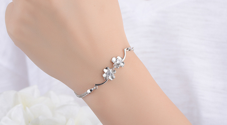 HIGH QUALITY PLATINUM PLATED ZIRCON BRACELET