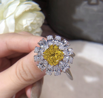 EXQUISITE ESSENCE DIAMOND CUT RHODIUM PLATED LUXURY ADJUSTABLE RING GIFT FOR HER