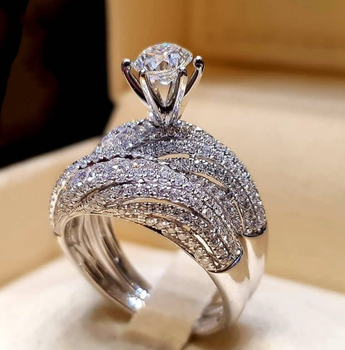 RHODIUM PLATED DIAMOND CUT EXCLUSIVE RING SET FINE FINISHING AND QUALITY