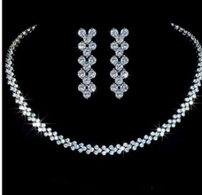DIAMOND IMPRESSION RHODIUM PLATED SET