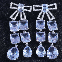 ZIRCON STONES HIGHLY FINISHED RHODIUM PLATED ART NOVEAU LUXURY EARRINGS