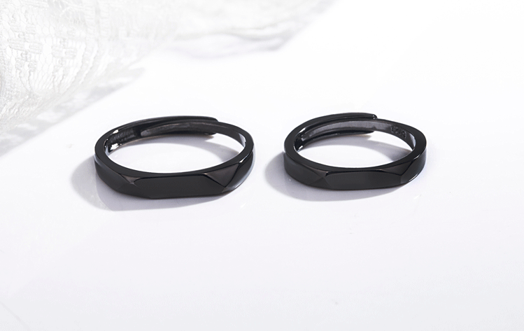 high quality black plated couple rings both rings adjustable!