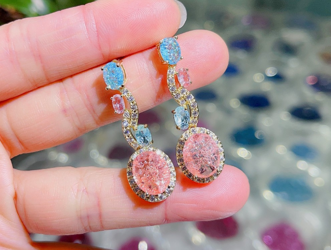 DESIGNER SERIES LUXURY WEAR ZIRCON EARRINGS