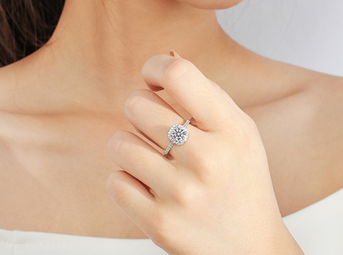 DIAMOND CUT LUXURY ADJUSTABLE RING GIFT FOR HER