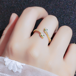 CAR*IER LOOK LUXURY QUALITY RING FOR HER LONG LASTING
