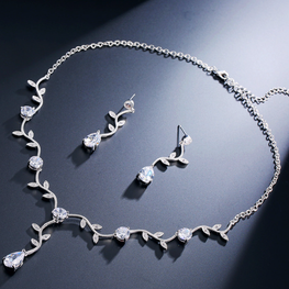 ARCTIC LEAF PATTERN LUXURY RHODIUM PLATED ZIRCON SET