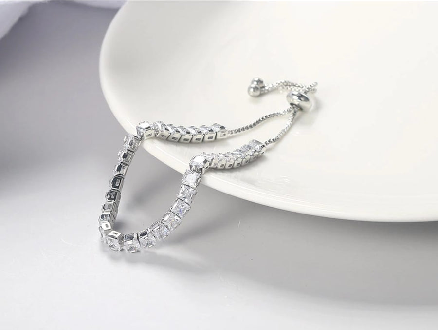 HIGH QUALITY PLATINUM PLATED ZIRCON BRACELET