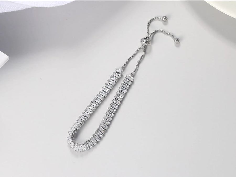 HIGH QUALITY PLATINUM PLATED ZIRCON BRACELET