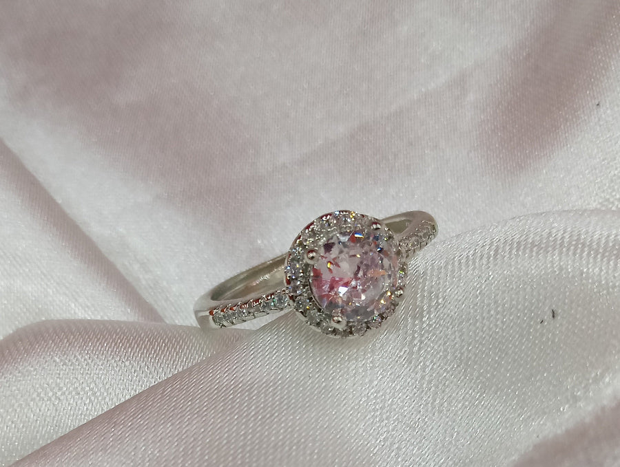 Exclusive ring for adjustable size