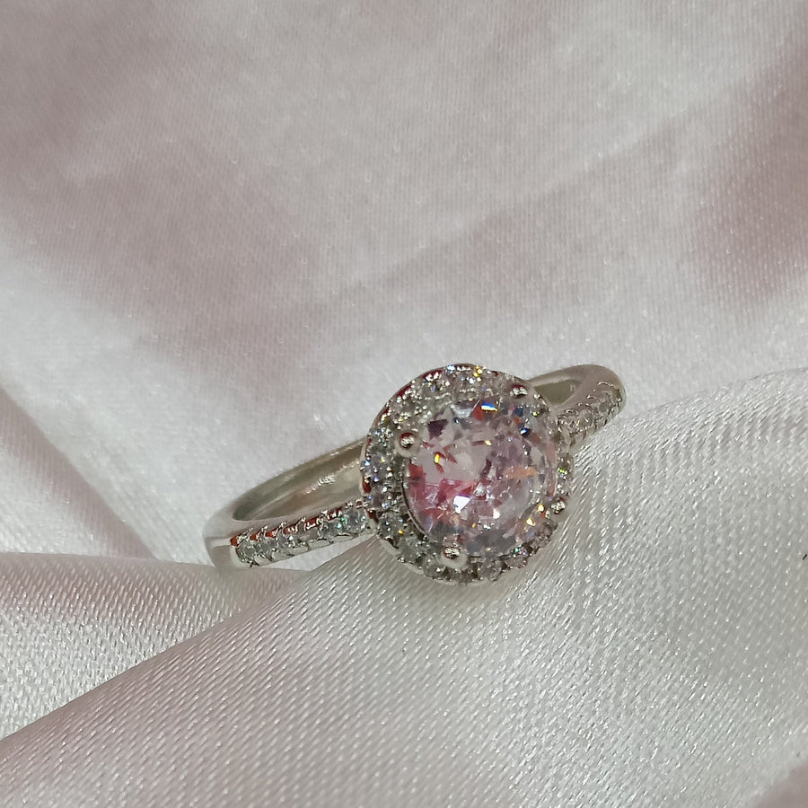 Exclusive ring for adjustable size