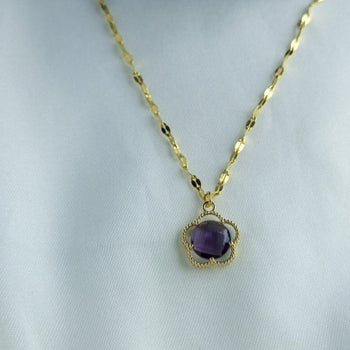 Amethyst flower Look gold plated Luxury pendant with chain