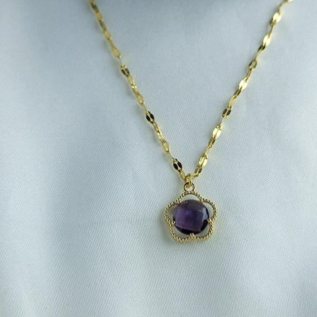 Amethyst flower Look gold plated Luxury pendant with chain