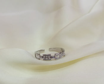 High Quality Platinum Plated Zircon Ring Adjustable