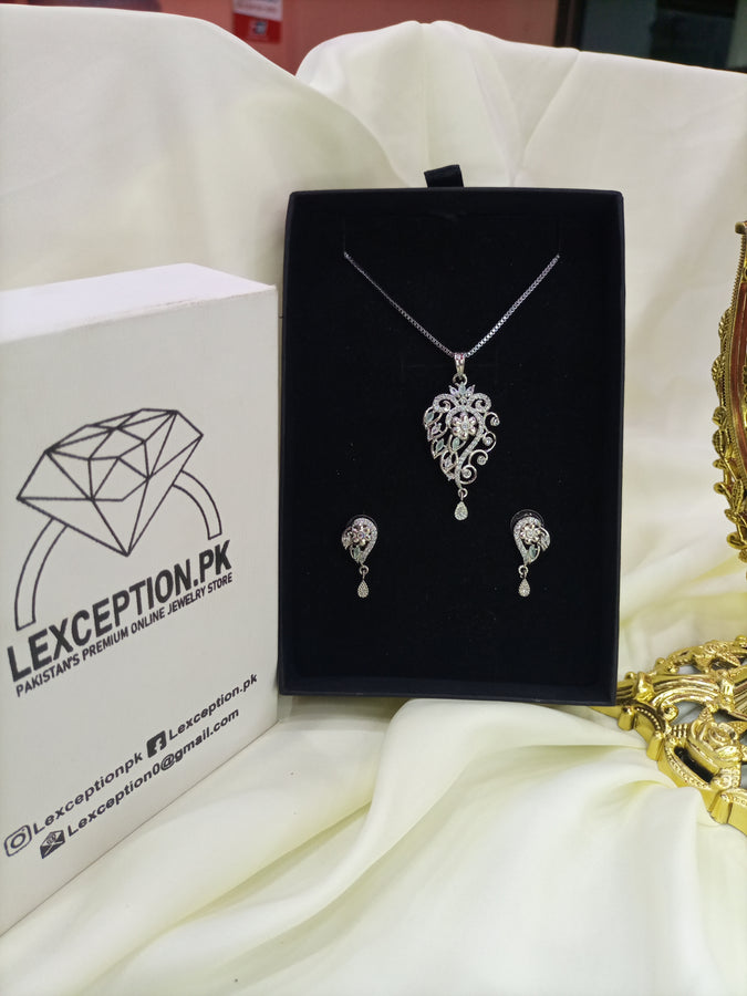 MINT Ethnic look necklace earrings zircon set
