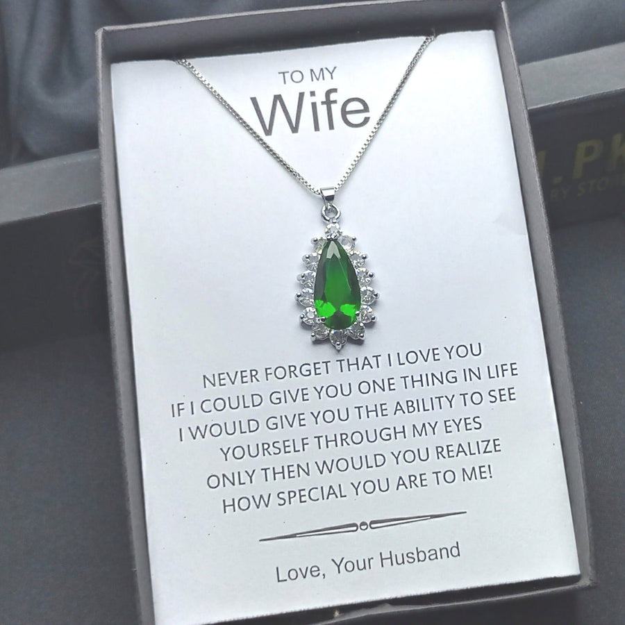 The emerald Look luxury zircon pendant with exclusive box packaging