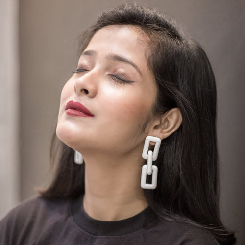 LUXURY CHIC WEAR EARRINGS