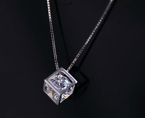 HIGH QUALITY LUXURY WEAR PLATINUM PLATED ZIRCON PENDANT CHAIN NECKLACE EARRINGS AND BRACELET! - Lexception