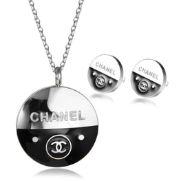 CHANEL LUXURY PENDANT & EARRINGS SET