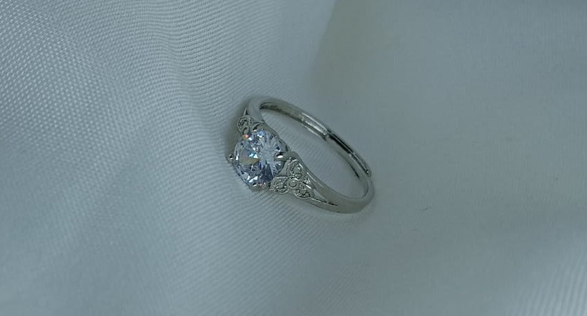 Exclusive ring adjustable